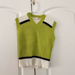 Green and White Knit Sleeveless Sweater Vest